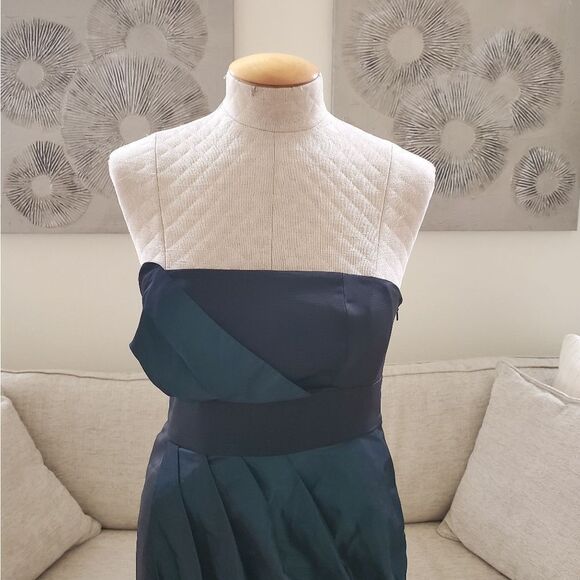 BCBGeneration Strapless Party Minidress sz 6 - Picture 3 of 11